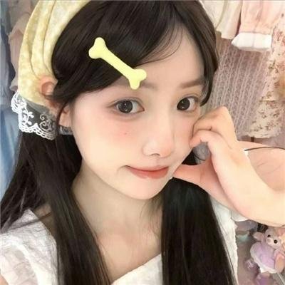 向日葵女孩 海报